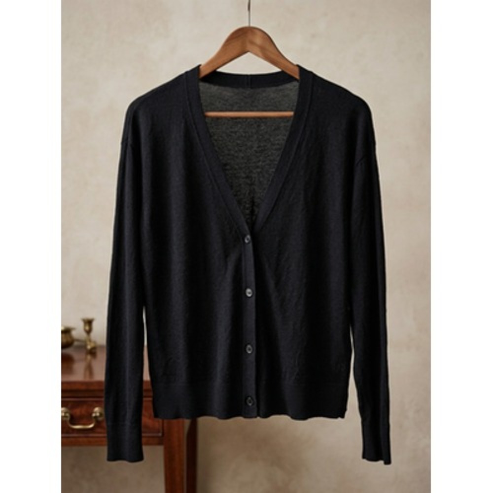 Banana Republic Cardigan Womens S Black V-Neck Long Sleeve Sweater Classic
